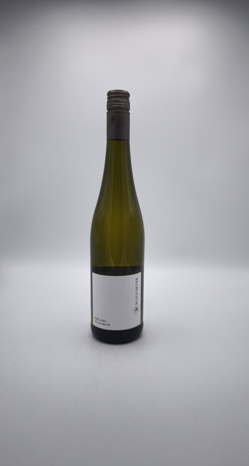 Meyer Riesling vom weißen Kalk trocken